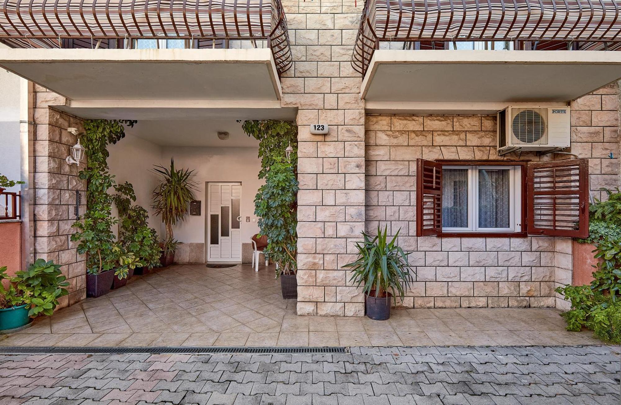 Apartments Ljubica 马卡尔斯卡 外观 照片